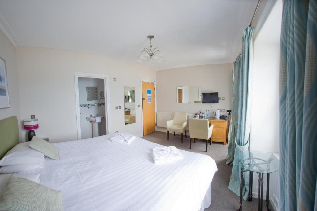 Belgrave House Hotel อาเบอรีสวิท ภายนอก รูปภาพ