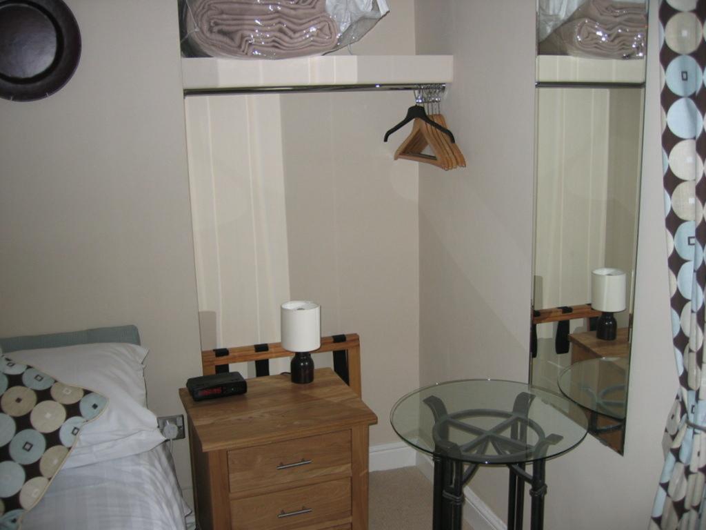 Belgrave House Hotel อาเบอรีสวิท ภายนอก รูปภาพ